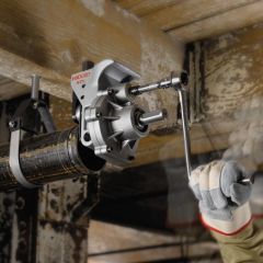 Ridgid 33588 Model 975 Yiv Açma Aleti+300 Compact Pafta Makinesi Adaptörü ve Şasesi