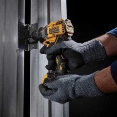 Dewalt DCD701D2 12V 2.0Ah Lı-Ion Kömürsüz Çift Akülü Kompakt Matkap