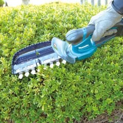 Makita UH201DWA Solo Akülü Çim Kesme Makinası