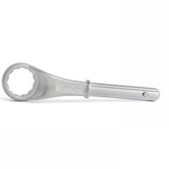 İzeltaş 0550050060 60mm Boru Uzatmalı Yıldız Anahtar
