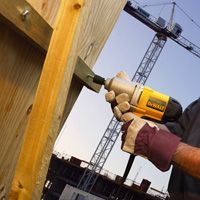 Dewalt DW292 Elektrikli Darbeli 1/2'' Somun Sıkma Sökme Makinesi