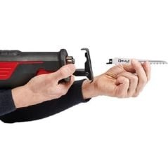Einhell 4326170 TE-AP 750 E Tilki Kuyruğu Kılıç Testere